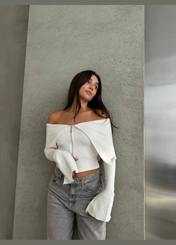 Кофтинка з відкритими плечима Adelante (316067554)