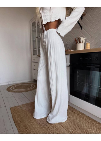 Жіночий костюм із кроп-топом і широкими штанами Україна (351386214)