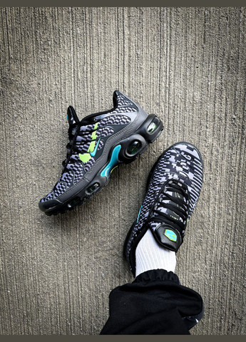 Сірі всесезон кросівки чоловічі nike air max tn plus drift black gray | найк аір макс тн чорні сірі No Brand