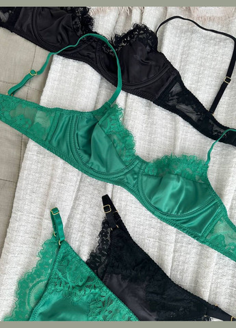 Зелений демісезонний яскравий та зручний комплект з мереживом Vakko