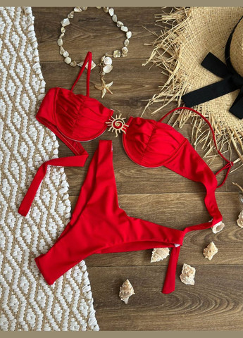 Червоний літній ефектний купальник із сонячним акцентом на бюсті роздільний No Brand