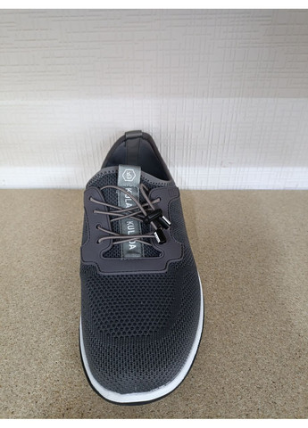 Серые кроссовки Kula