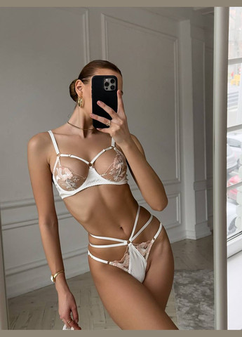 Молочний демісезонний ніжний вишуканий комплект з поясом Vakko