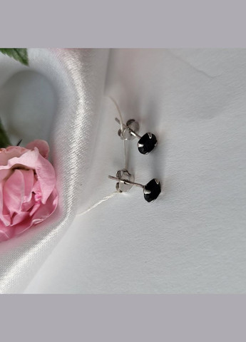 Серебряные гвоздики пусеты на фиксаторах с Черным камнем 5 мм серебро 925 пробы Родированное с2фо/606 0.60г No Brand (306741810)