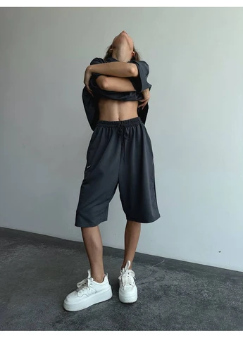 Жіночий спортивний комплект oversize — футболка з капюшоном та шорти Україна (394142666)