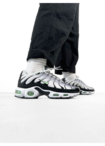 Чорні Осінні кросівки чоловічі nike air max tn plus white / black / mint найк аір макс тн плюс No Brand