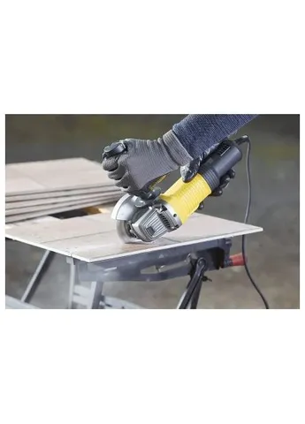 Шліфувальна машина FatMax, 850W, 12000 об/хв, d=125 мм, 2.3 кг (FMEG220) Stanley FatMax, 850W, 12000 об/хв, d125 мм, 2.3 кг (389545647)