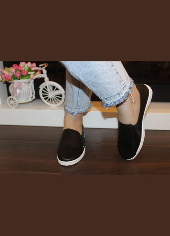 чорного кольору з вишивкою No Brand Сліпони жіночі (330776307)