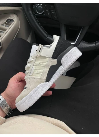 Черные демисезонные кроссовки мужские adidas forum beige black адидас форум черные No Brand
