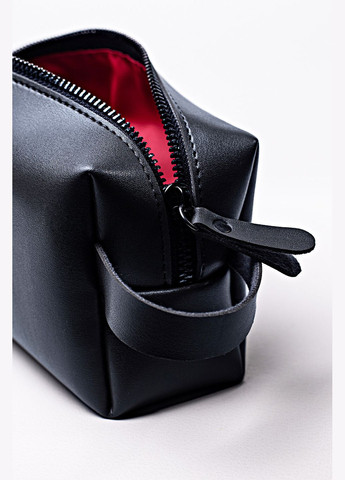 Косметичка из экокожи черного цвета VOLMAS (316302475)