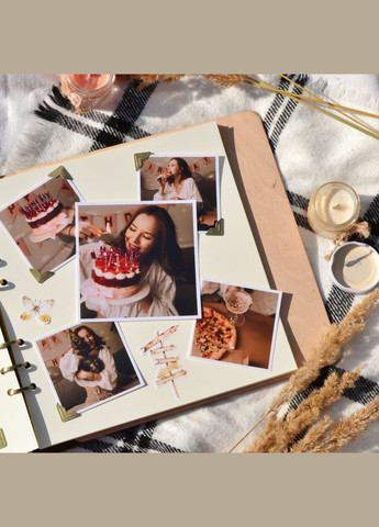 Крафтбук "FAMILY" 23x23 із темною обкладинкою та чорними сторінками Your Magnets (336954832)