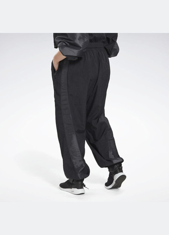 Спортивные брюки Studio Woven Pants Plus Size GM4742 Reebok (284105696)