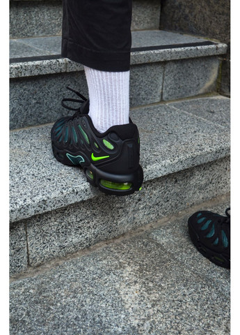 Серые демисезонные кроссовки мужские nike air max drift black green найк аир макс тн плюс No Brand