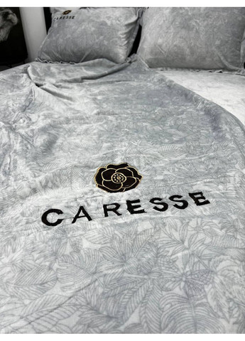 Велюровое постельное белье Caresse полуторное 160х210 простыня на резинке 140х200х25 светло-серый No Brand (372600969)