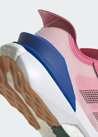Рожеві всесезонні кросівки avryn adidas