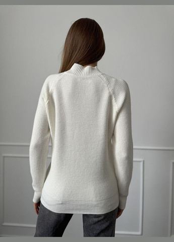 Молочный демисезонный свитера Magnet WN20-663