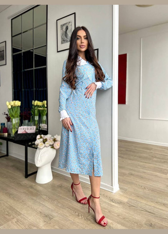 Голубое яркое лёгкое летнее платье из качественного софта в цветочном принте, голубое платье-миди на пуговицах с длинным рукавом No Brand