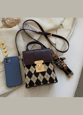 Женская мини сумочка клатч с брелком зайцем на плечо, экокожа, геометрический узор, розовая (sku_1082-2) No Brand (330576079)