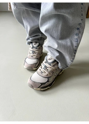 Білі кросівки чоловічі asics gel nyc white grey асікс гель нюк білі демісезон No Brand