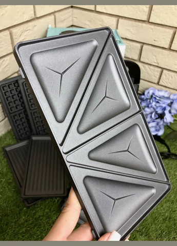 Вафельниця-сендвічниця 4в1 Domotec SI-234B 1200w Digital (370978014)