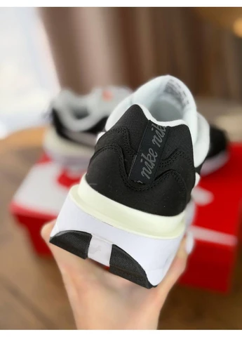 Белые летние кроссовки nike air max dawn black white найк аир макс No Brand