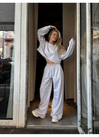 Стильний жіночий костюм осінній двійка коричневий No Brand (362419391)