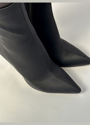 Черные демисезонная эффектные женские ботильйоны No Brand