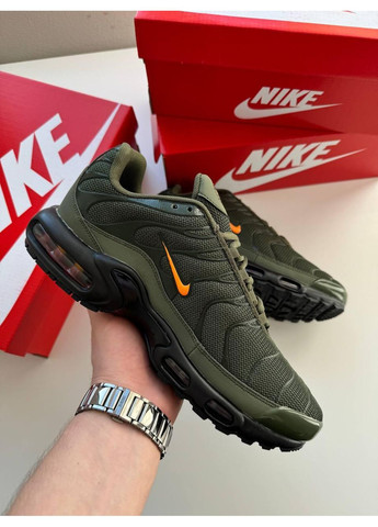 Оливковые (хаки) демисезонные кроссовки мужские nike air max plus tn dark stucco найк аир макс тн плюс No Brand