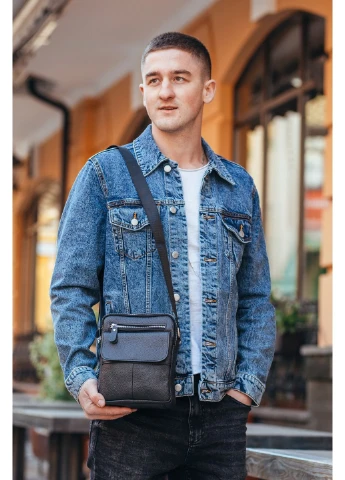 Чоловіча шкіряна сумка через плече 21х6х18 см Tiding Bag (315870796)
