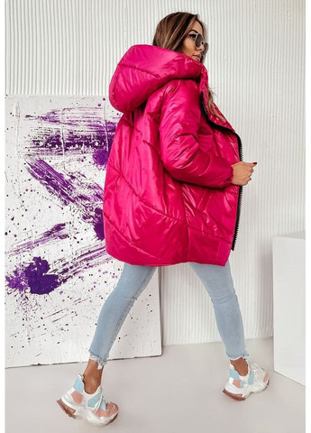 Рожева демісезонна жіноча куртка з плащової тканини Україна