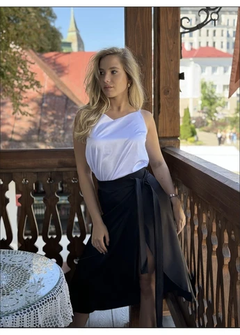 Черная женская базовая юбка на запах классик No Brand