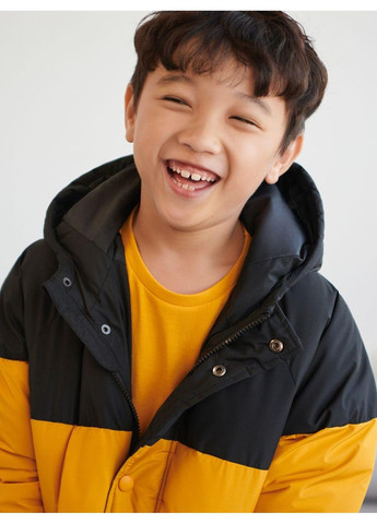 Комбінована демісезонна дитяча демісезонна стьобана куртка для хлопчика золотиста (25101602) Sinsay