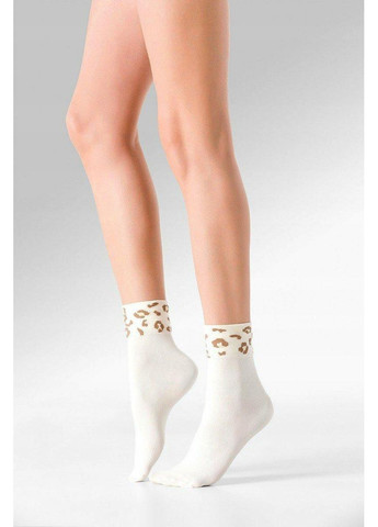 Молочні жіночі шкарпетки Gabriella леопардові (363020723)