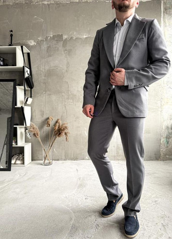 Сірий демісезонний класичний чоловічий костюм жакет штани стильний приталений весна осінь No Brand