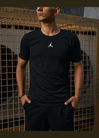 Черная базовая футболка с лого⚡️ Luna