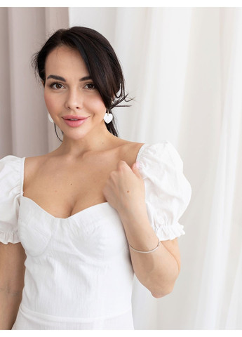 Молочное кэжуал платье Larionoff однотонное