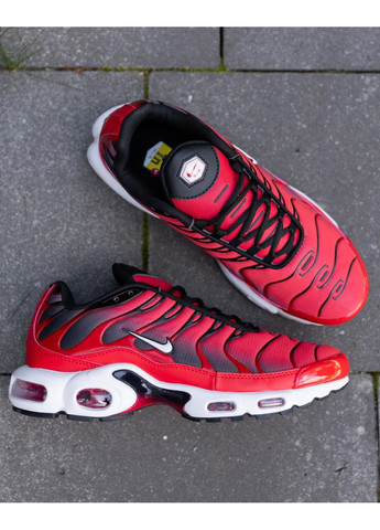 Черные демисезонные кроссовки мужские nike air max plus tn red white black найк аир макс тн плюс No Brand