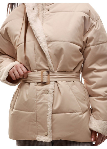 Молочная зимняя куртка зимняя женская M@C