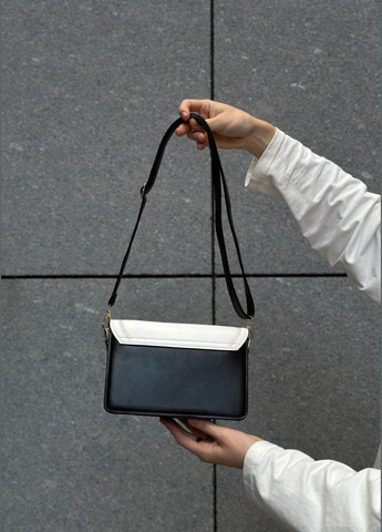 Жіноча чорно-біла сумка 6037 крос-боді No Brand (303323052)