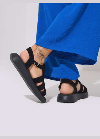 Черные босоножки ISSA PLUS с ремешком