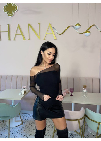 Чёрная блузка No Brand