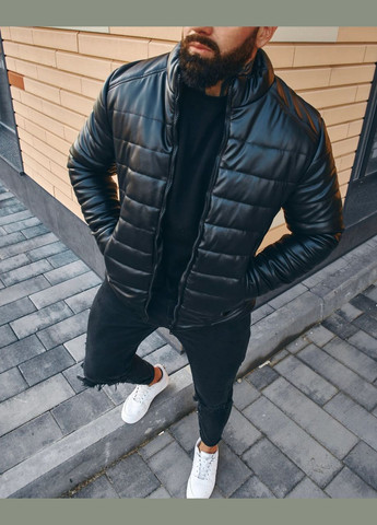 Черная демисезонная куртка мужская кожанка демисезон No Brand куртка