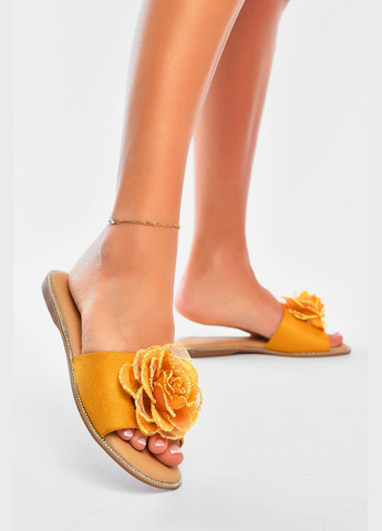 Шльопанці жіночі гірчичного кольору Let's Shop (340715143)
