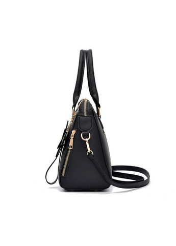 Женская сумка с вышивкой цветами сумочка с брелком черная OEM (322648767)