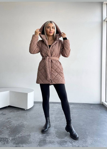 Бежевая женская теплая куртка с капюшоном цвет бежевый р.50/52 452212 New Trend
