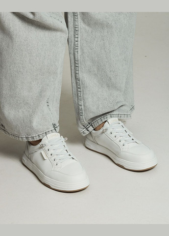 Белые всесезонные кроссовки белые кожаные Lonza
