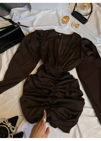 Коричневое праздничный платье из шелка армани No Brand