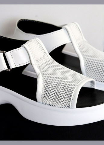 Жіночі босоніжки білі, сітчастий верх, липучка, без каблука, плоска підошва Ailinda Босоніжки (346146200)
