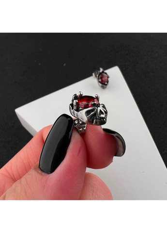 Готичні сережки череп з червоним каменем із медичної сталі ES-041 No Brand (299330609)