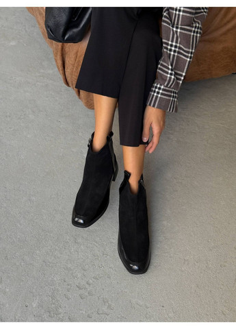 Осенние классические демисезонные ботинки Helen из натуральной замши